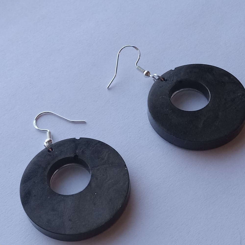 5/$50 Black resin circle earrings punk goth bikercore